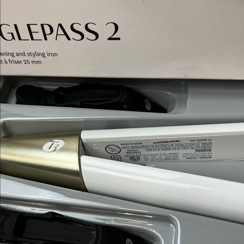 T3 SinglePass 2 Straightening & Styling Iron - Picture 4 of 7
